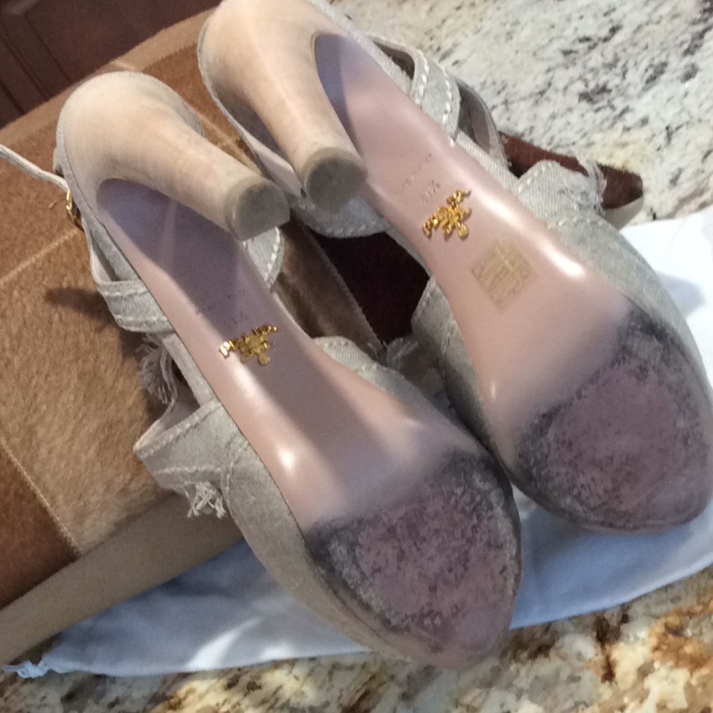 Super Cute PRADA Sandals w cork wedge & strap. - Picture 5 of 8